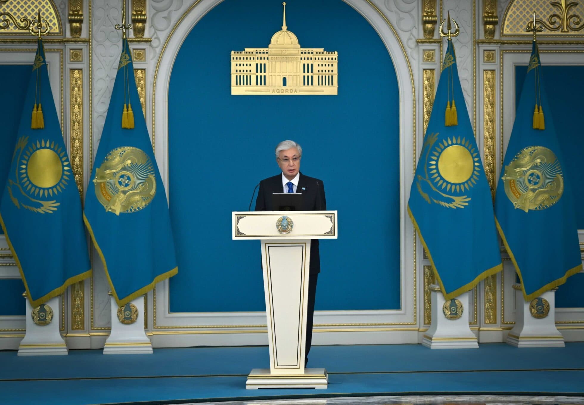 Тоқаев өнеркәсіпке AI мен цифрлық технологияларды енгізуге шақырды